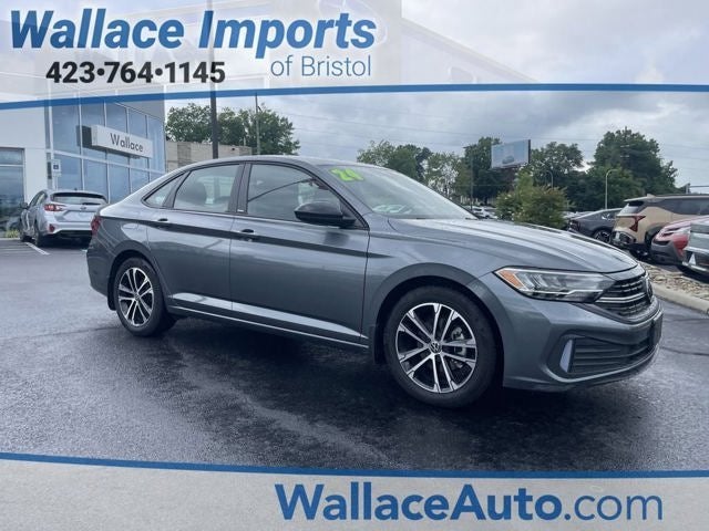 2024 Volkswagen Jetta 1.5T Sport in Platinum Gray Metallic — front three-quarter view