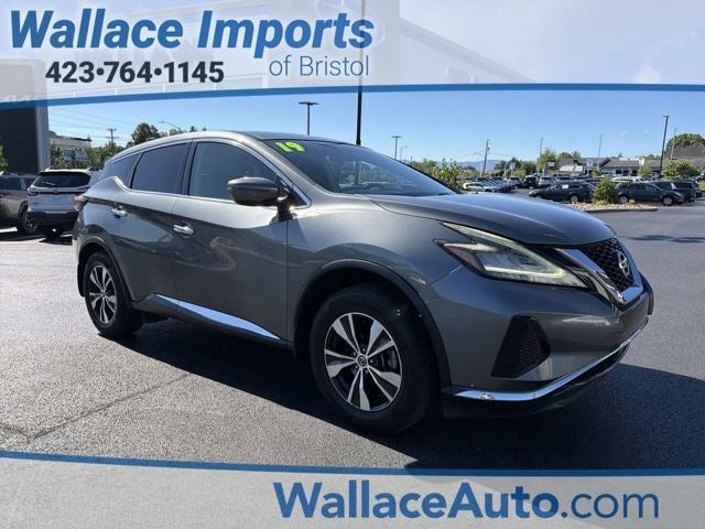 2019 Nissan Murano S in Gun Metallic — front three-quarter view