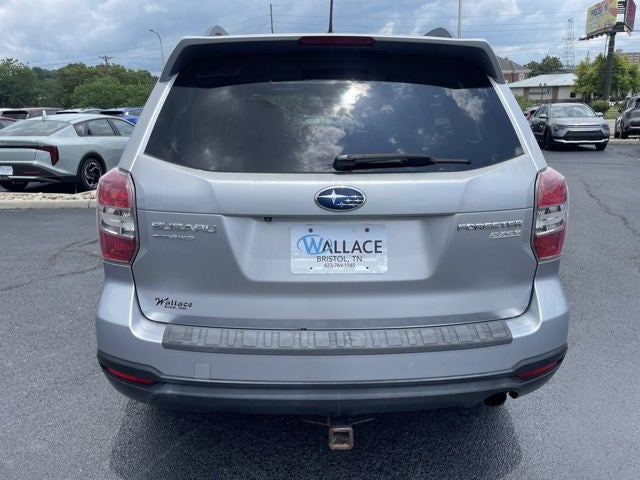 2014 Subaru Forester — detail view