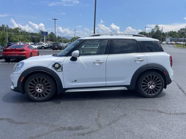 2018 MINI Cooper S — rear three-quarter view